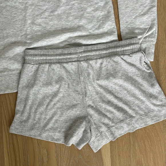 Target Stars Above Gray Lounge Set Matching Shorts Sweatshirt Pajama Soft Fleece - Picture 7 of 8